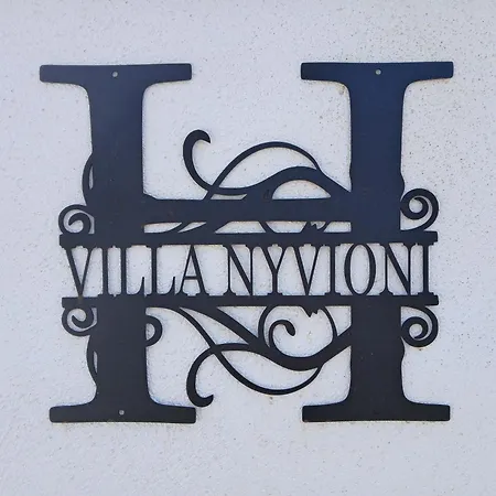 Holiday home Nyvioni, Proche De La Mer, Avec Piscine Et *