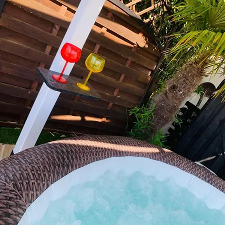 Nyvioni, Proche De La Mer, Avec Piscine Et Le Grau-d'Agde